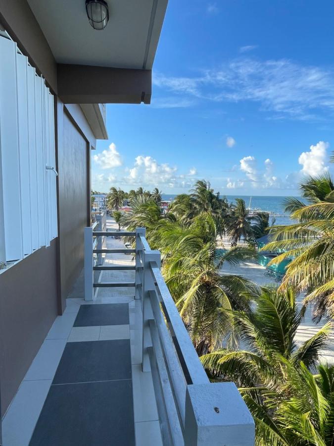 Caye Caulker Beach Hotel מראה חיצוני תמונה